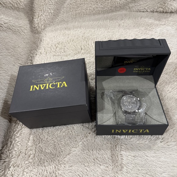 Invicta Pro Diver Unisex Watch w/ Mother of Pearl Dial - 40mm, Steel (35342) - Picture 1 of 9